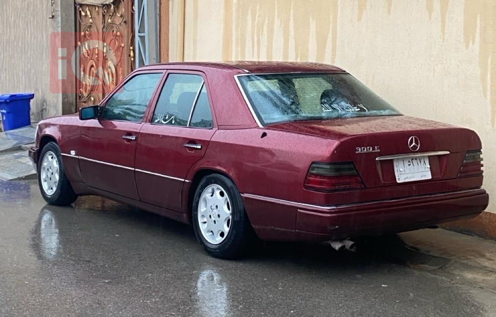 مرسيدس بنز E-Class